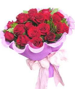 12 adet kırmızı gülden görsel buket  Bursa orhangazi internetten çiçek siparişi 