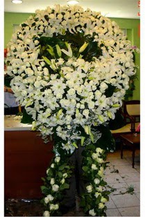 Cenaze çelenk , cenaze çiçekleri , çelengi  Bursaya çiçek yolla orhangazi çiçek satışı 