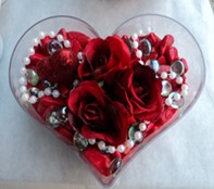  çiçekçiler Bursa online çiçek gönderme sipariş  mika kalp içerisinde 3 adet gül ve taslar